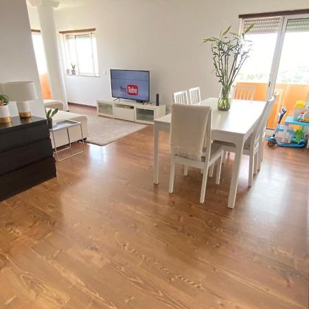 Rooms In Faro Close To Airport Exterior photo