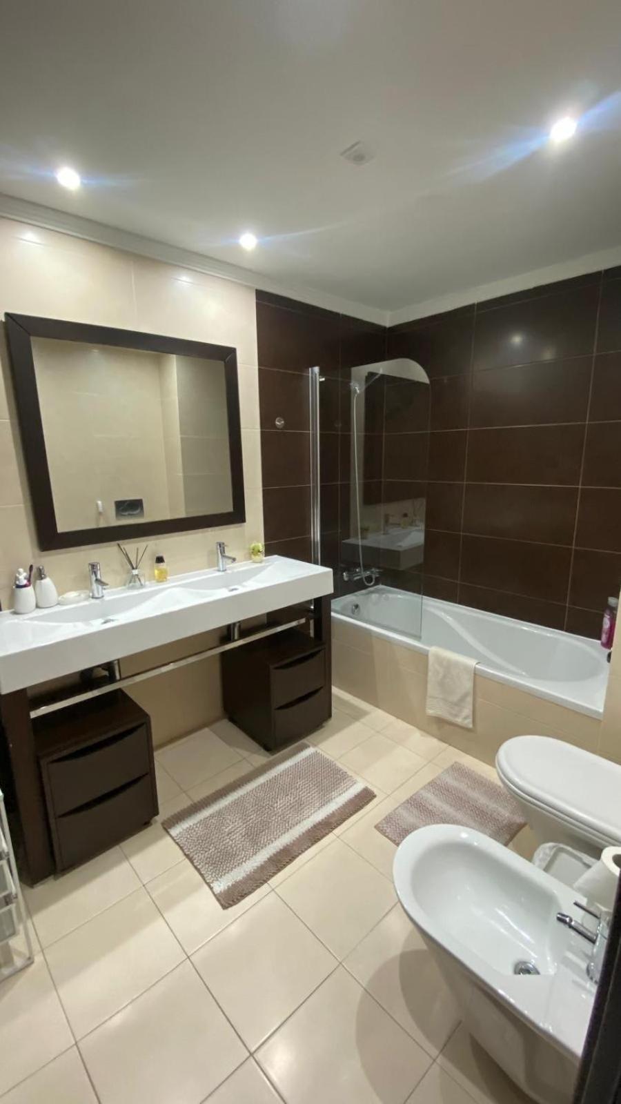 Rooms In Faro Close To Airport Exterior photo