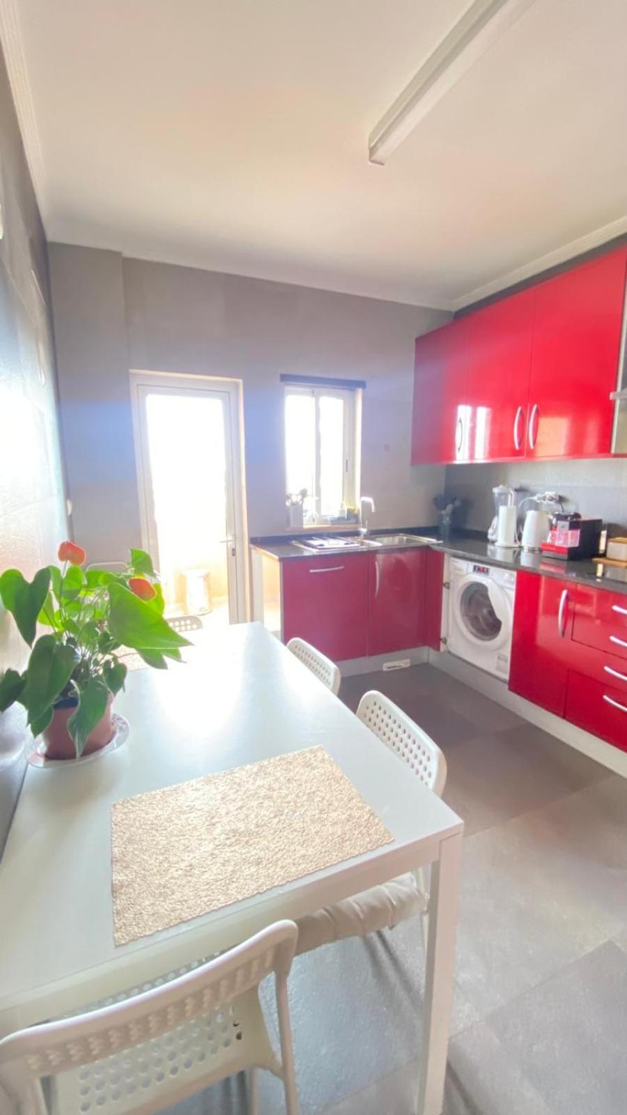 Rooms In Faro Close To Airport Exterior photo