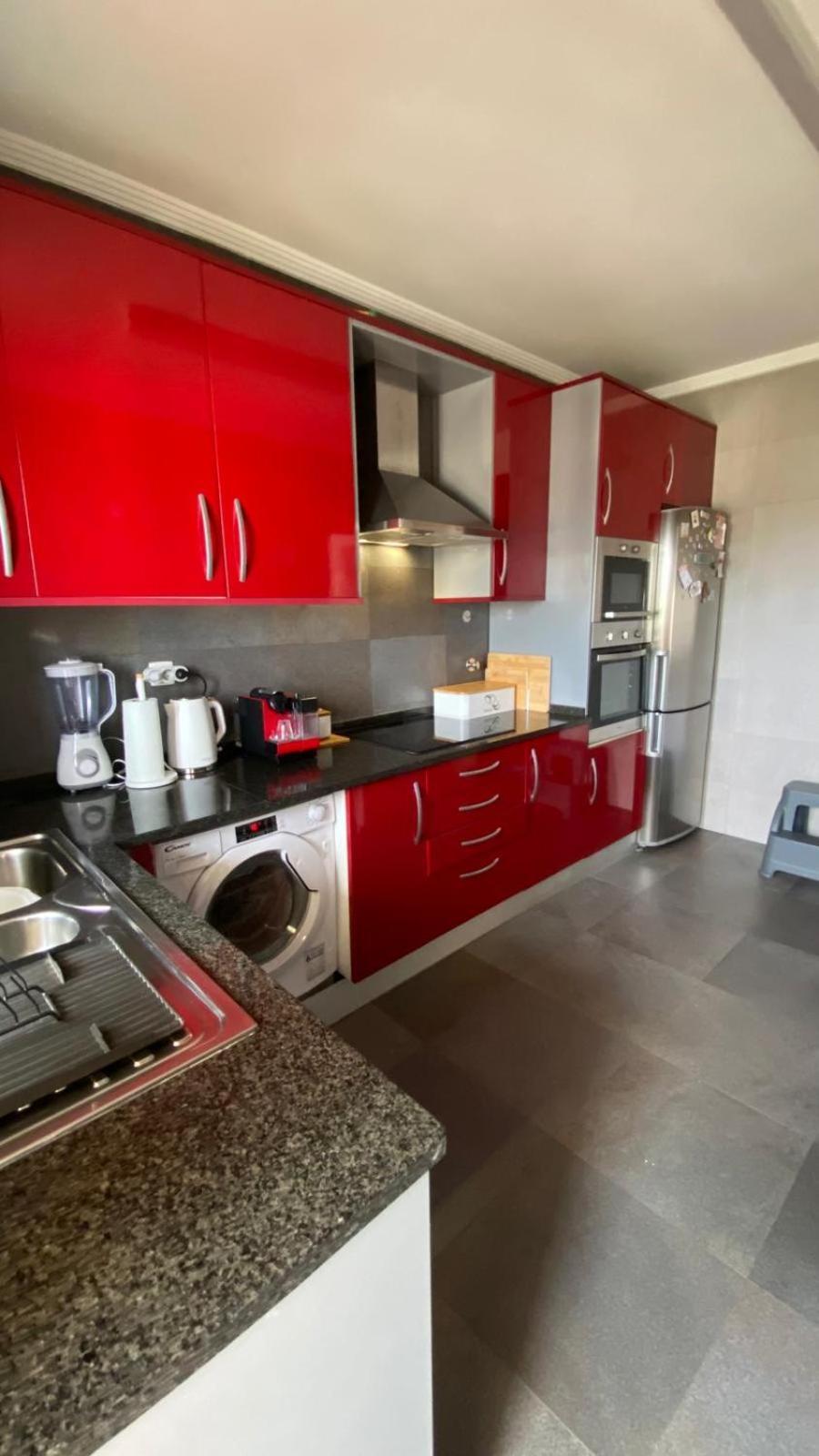 Rooms In Faro Close To Airport Exterior photo