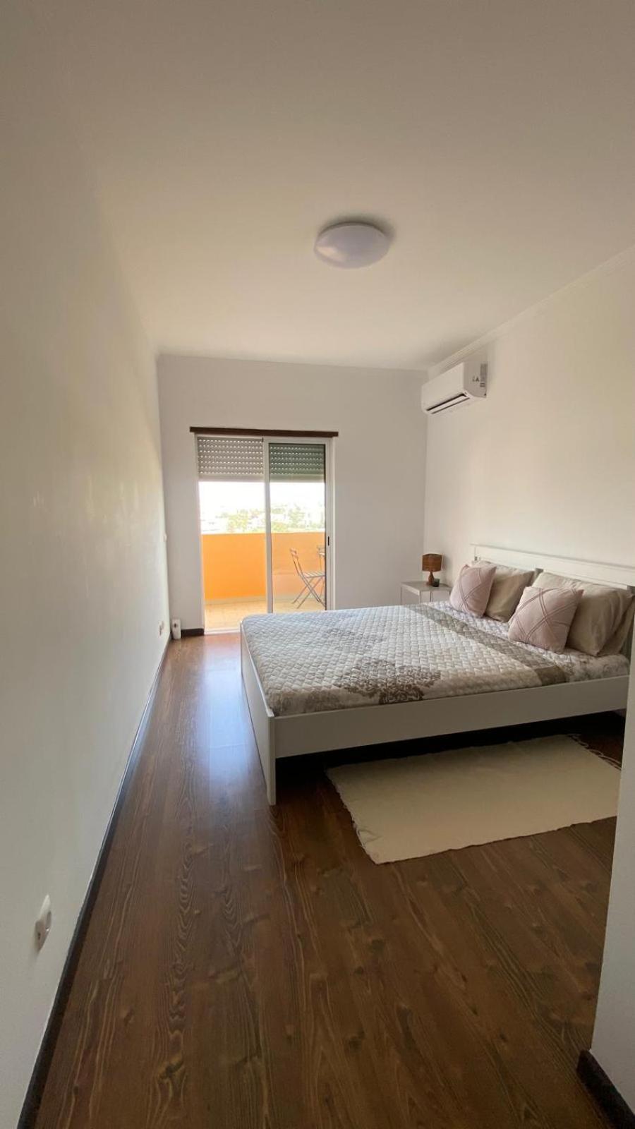 Rooms In Faro Close To Airport Exterior photo